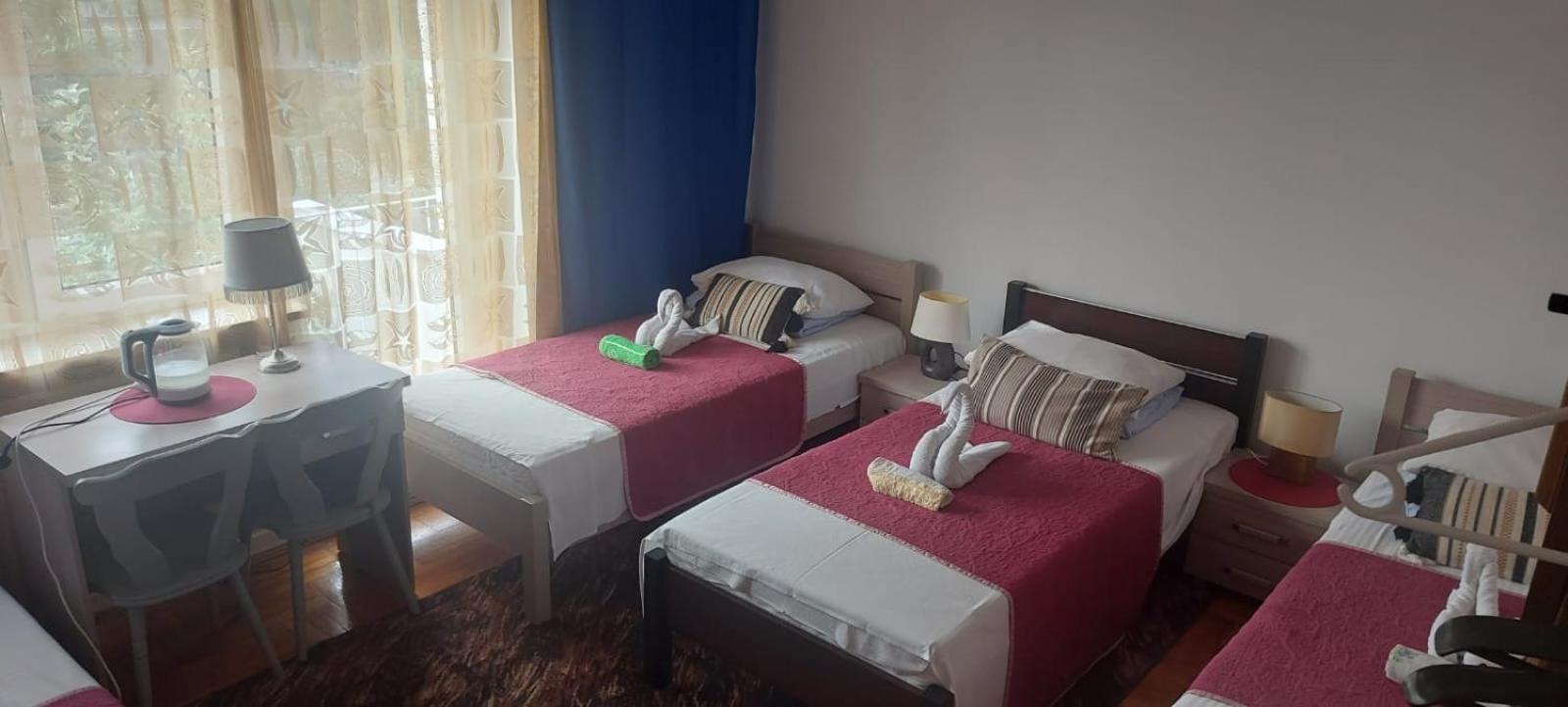 Hostel Poznań Esterno foto